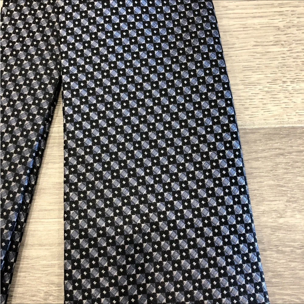 Elegant Men's Ties - Black, Gray, Gold, Silver - Picture 3 of 4
